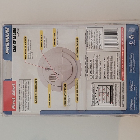 2 First Alert Premium Smoke and Fire Alarms - Picture 2 of 5
